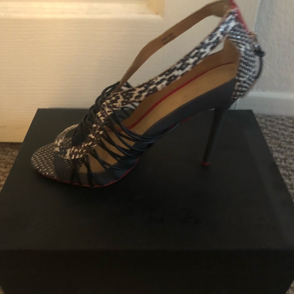 Lamb by Gwen Stephanie Heels